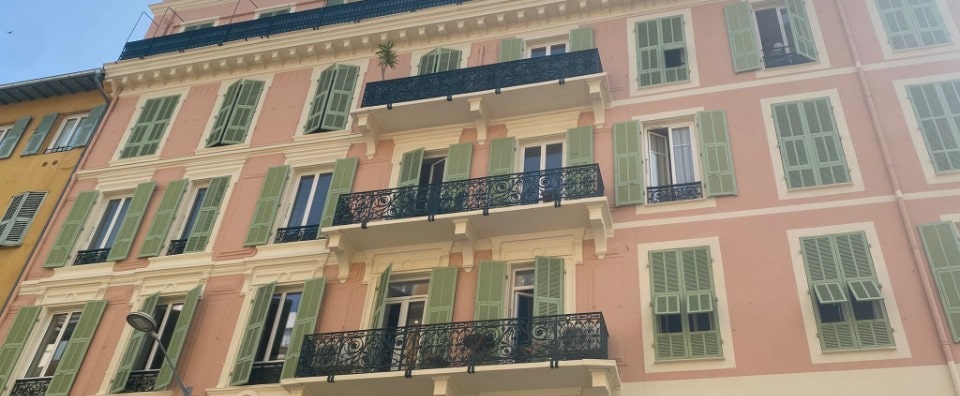 Persiennes sur-mesure